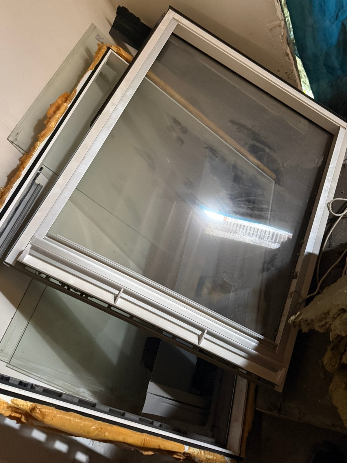 VELUX dakraam GGL SK08 met rolgordijn en afvoergootdelen, Ophalen, Minder dan 80 cm, 80 tot 120 cm, Zo goed als nieuw
