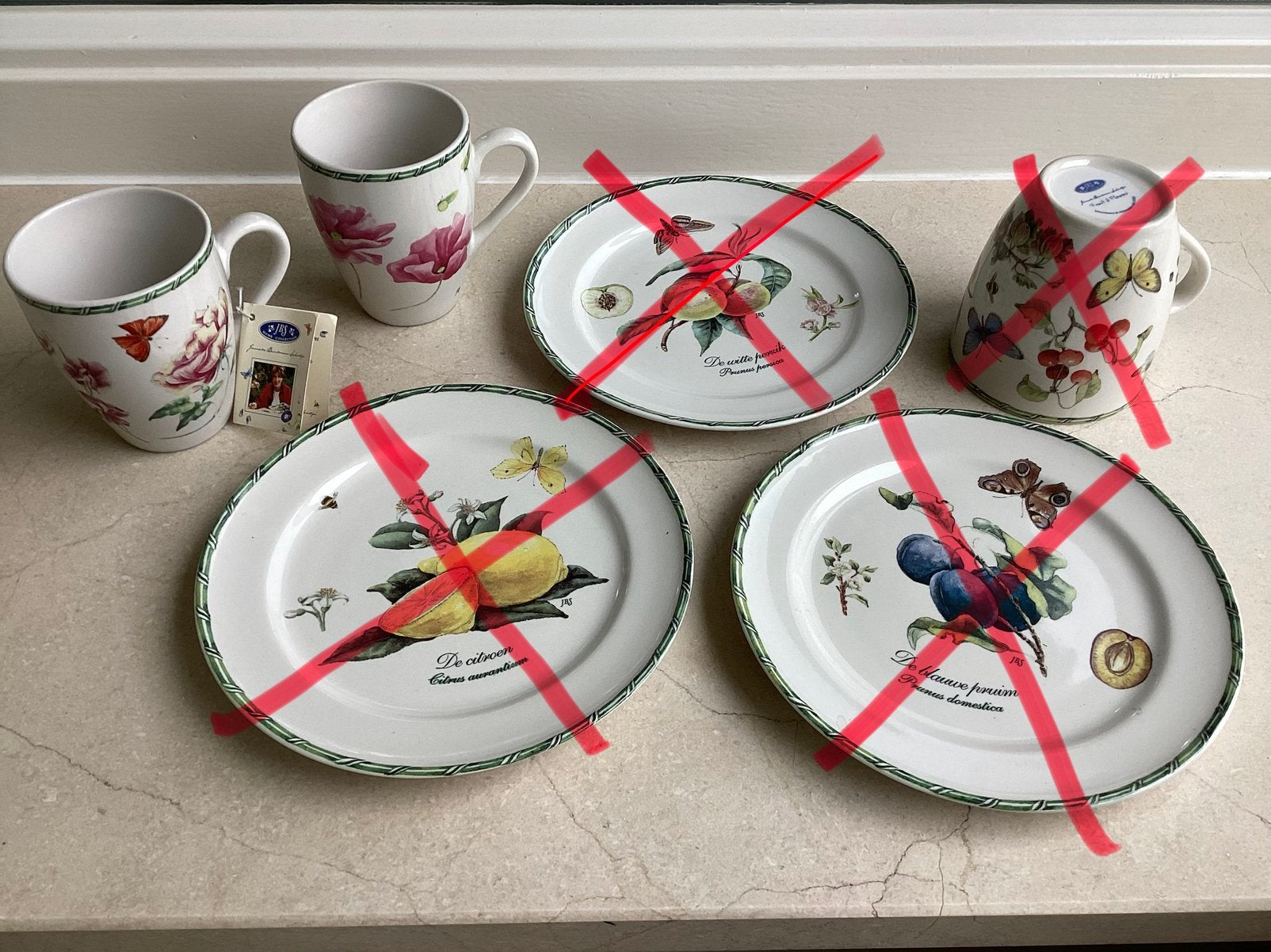 2 bekers/2 soepkommen/gedichtenboekje van ANNEKE BRINKMAN, Huis en Inrichting, Keuken | Servies, Ophalen of Verzenden, Nieuw, Overige stijlen