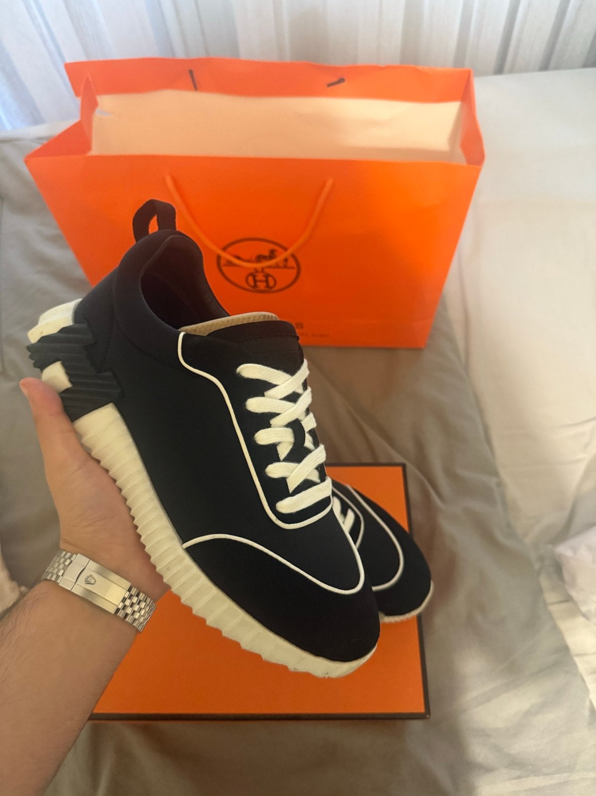 Hermès Sneakers - 41, Ophalen of Verzenden, Zo goed als nieuw, Zwart, Sneakers of Gympen