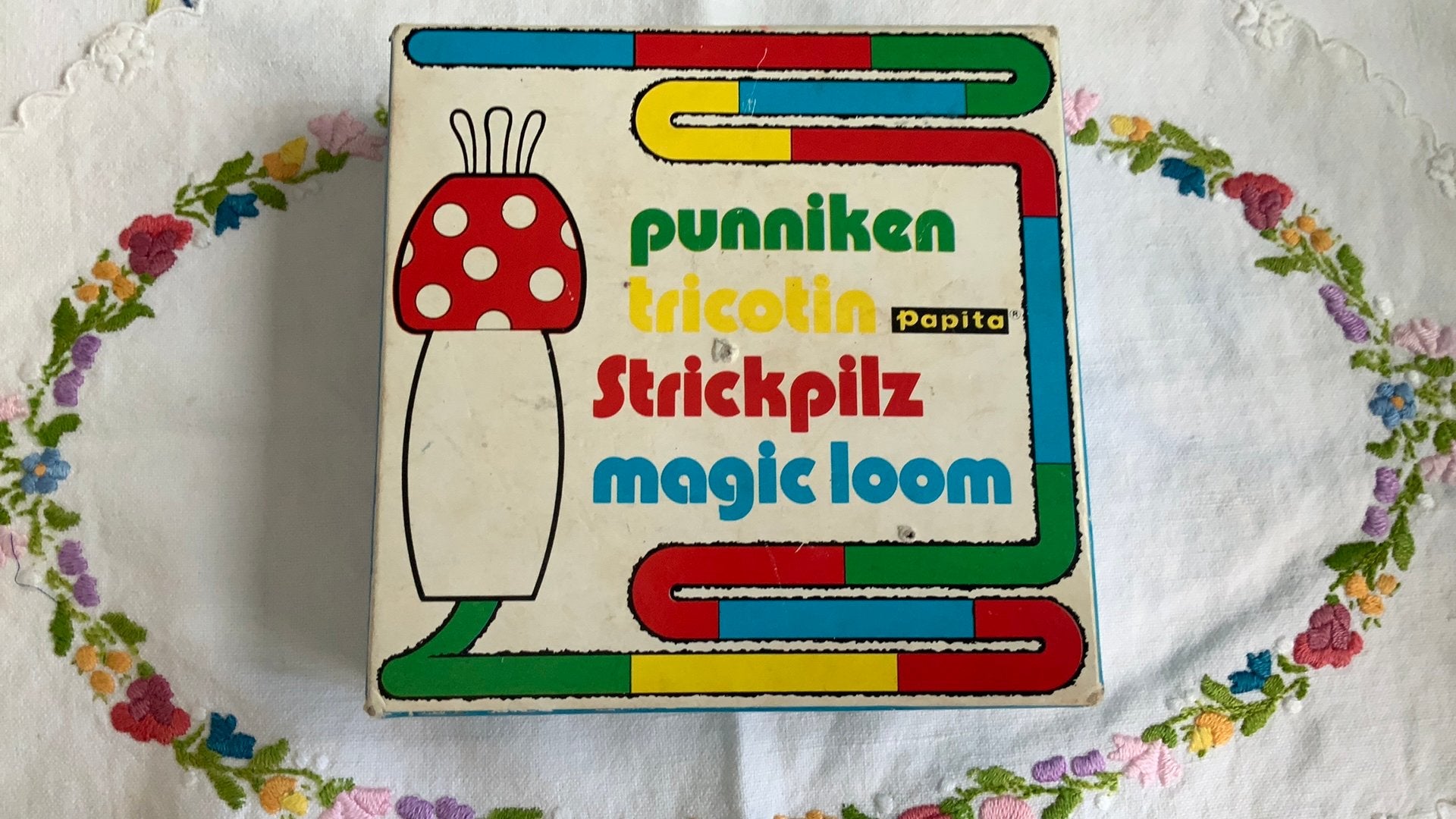 Vintage punniksetje Papita met houten paddestoel, Hobby en Vrije tijd, Breien en Haken, Ophalen of Verzenden, Gebruikt