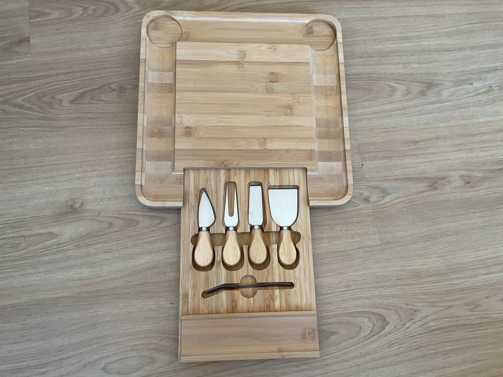 Tapasplank met mesjes en vorkjes, Ophalen of Verzenden, Nieuw, Hout