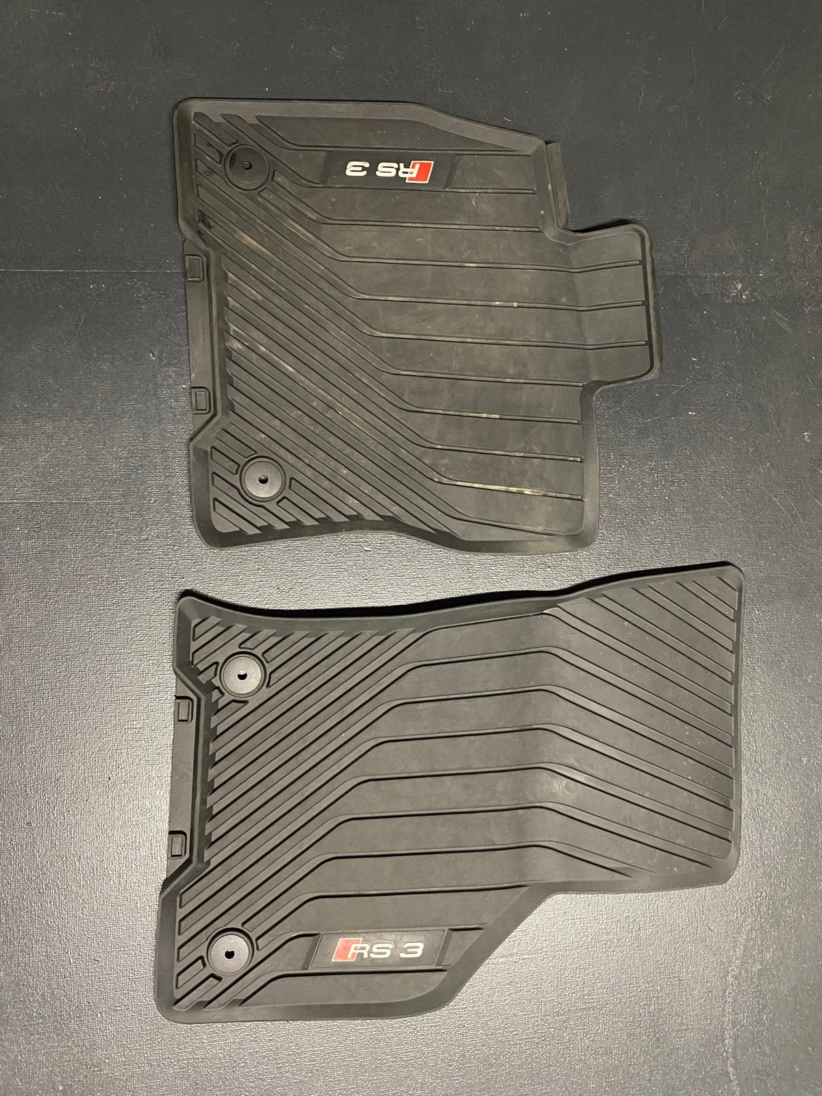 Audi RS3 8Y rubberen vloermatten (voorzijde), Ophalen of Verzenden, Gebruikt