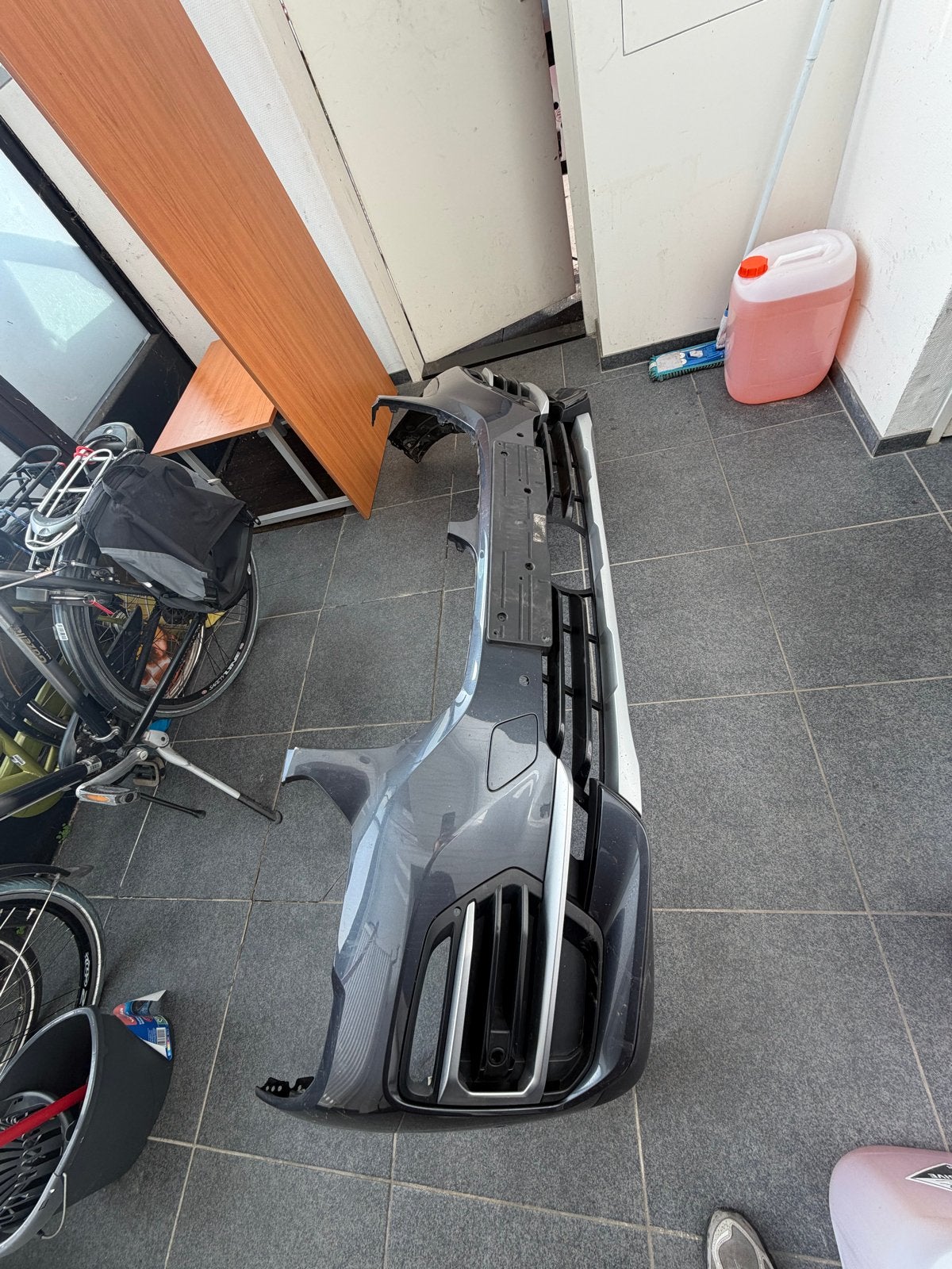 BMW X5 (2021) Onderdelen: Bumpers, Dakbekleding, Dorpelkapje, Gebruikt, Voor, Ophalen of Verzenden, Bumper