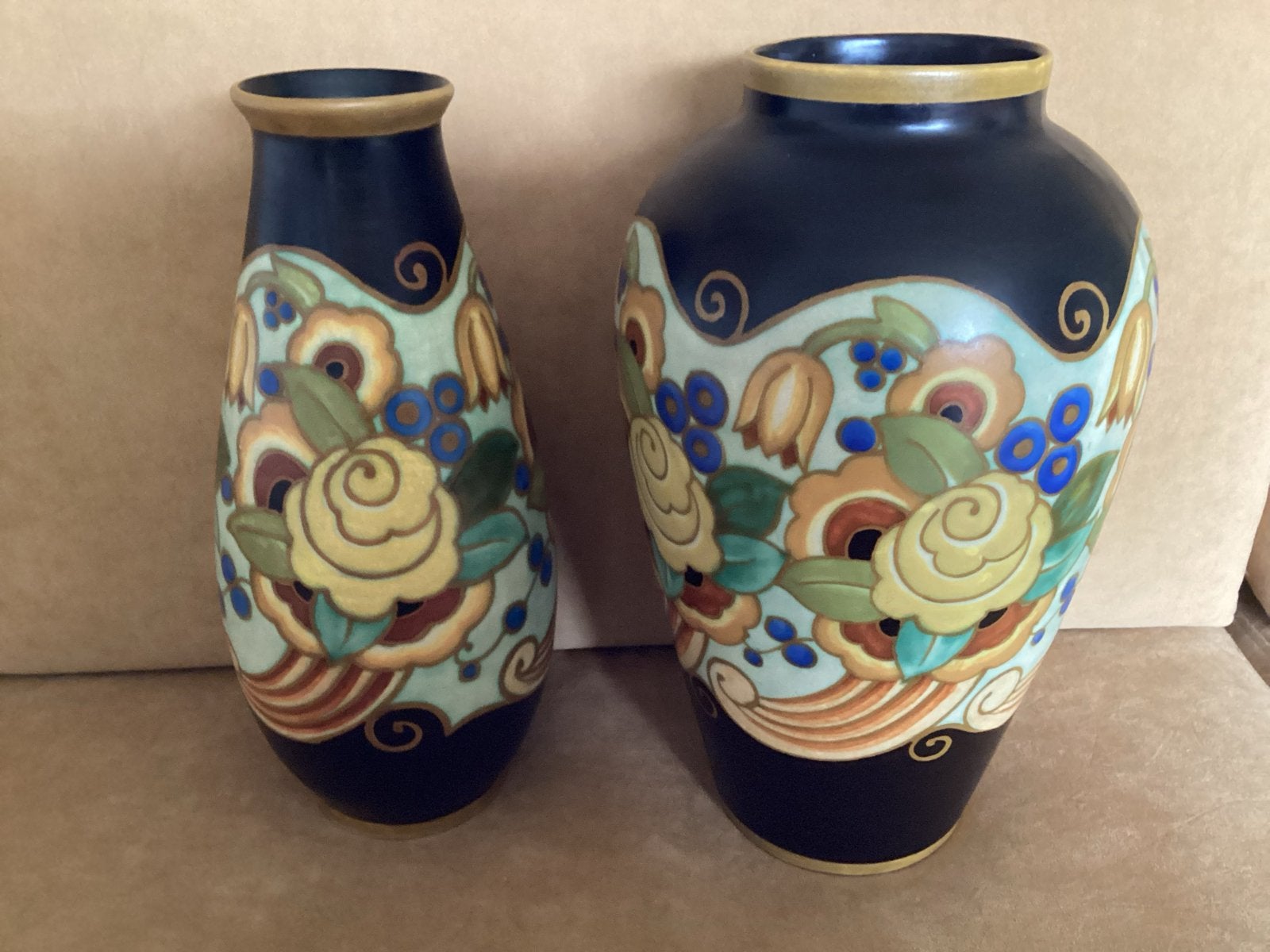 Prachtig paar Art Deco vazen van Charles Catteau., Antiek en Kunst, Verzenden