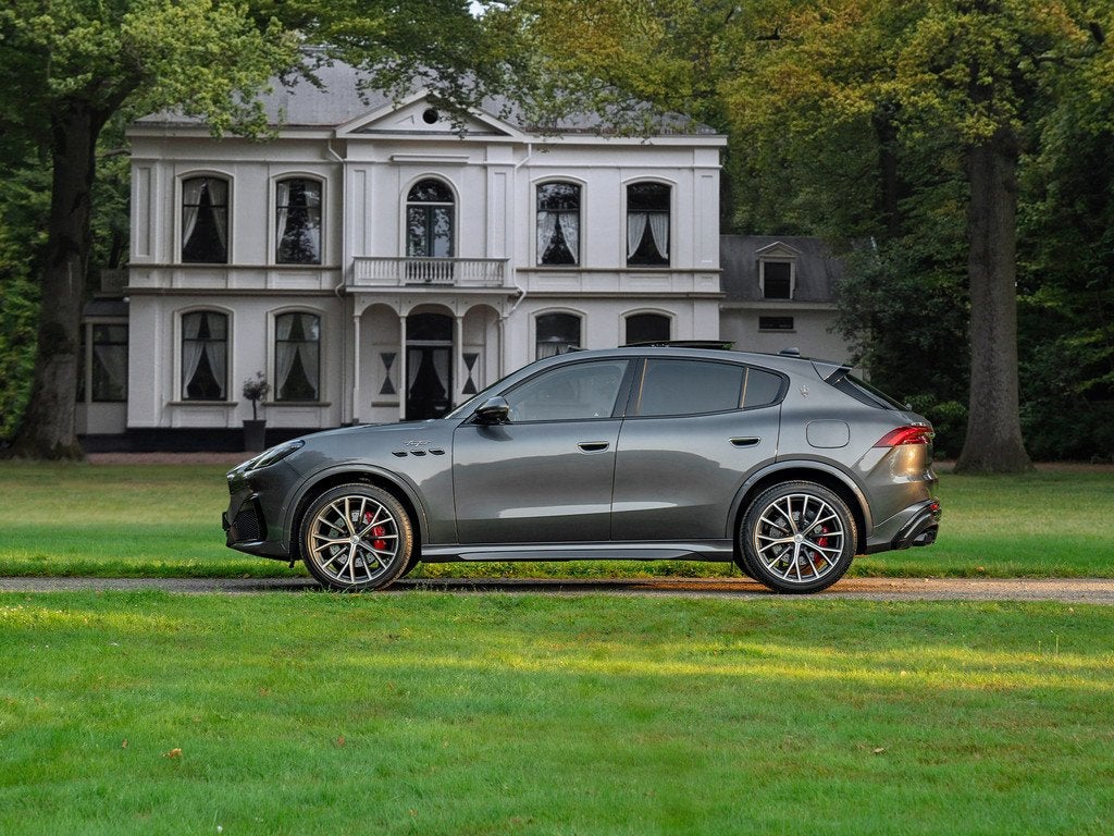 Maserati Grecale 3.0 V6 Trofeo 530pk | 2e eig | Carbon Pack, Auto's, Maserati, Automaat, Gebruikt, 532 pk, 2500 kg