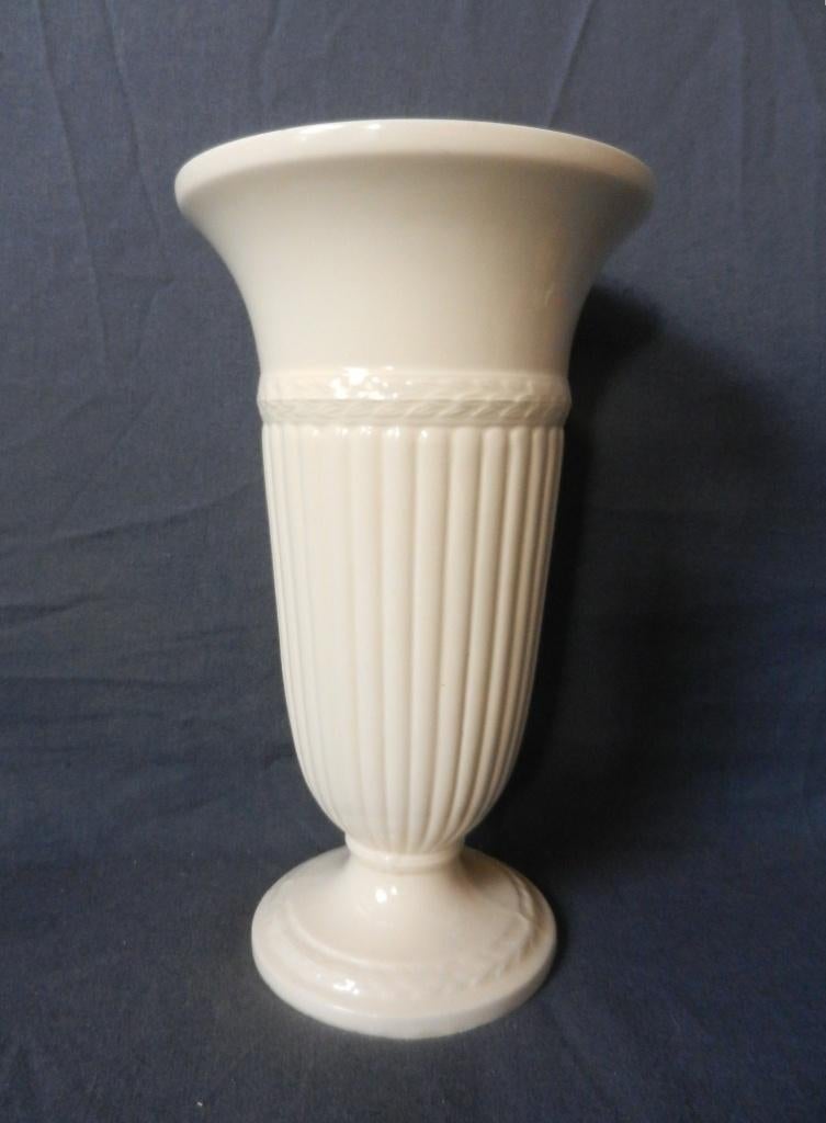 Wedgwood Edme hoge licht spreidende vaas 22,4 cm Nieuwstaat2, Huis en Inrichting, Woonaccessoires | Vazen, Ophalen of Verzenden