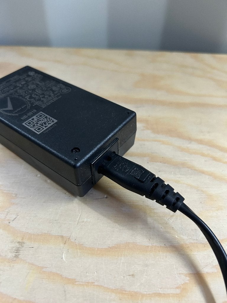 Universele ACDC Netadapter NB-0010 met Netsnoer – Zwart, ., Ophalen of Verzenden, Zo goed als nieuw, .