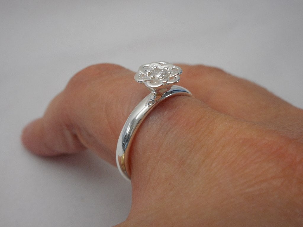 Zilveren stapelring met steentje ringmaat 17,5 nr.2094, Verzenden, Zo goed als nieuw, 17 tot 18, Dame