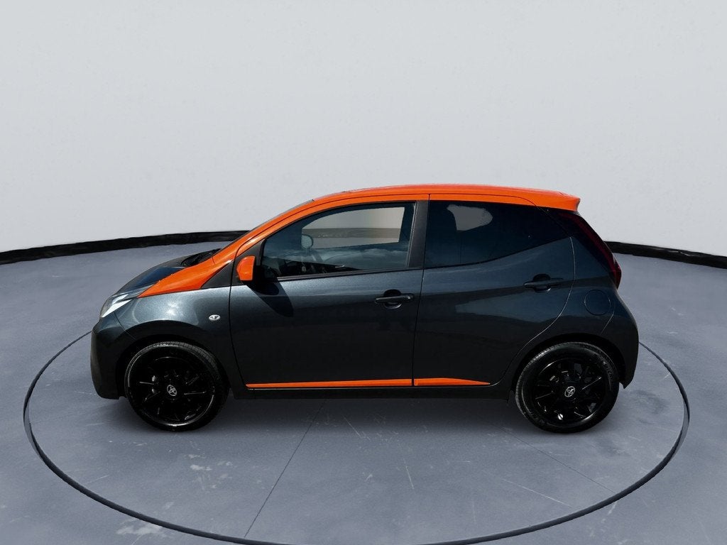 Toyota Aygo 1.0 VVT-i x-JBL 5 deurs NL Auto Clima Zeer mooie, Auto's, Toyota, Voorwielaandrijving, Gebruikt, Euro 6, Automatische klimaatregeling