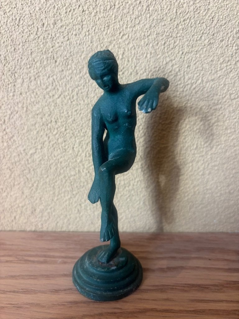 Vintage decoratief beeldje met groene patina, Badende Venus, Ophalen of Verzenden
