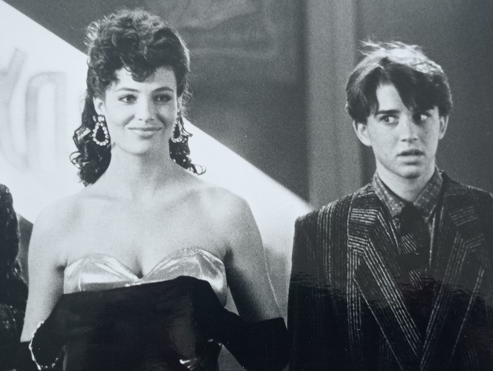 Filmfoto jaren 80 Weird Science - 18 x 24 cm, ., Ophalen of Verzenden, Zo goed als nieuw, .