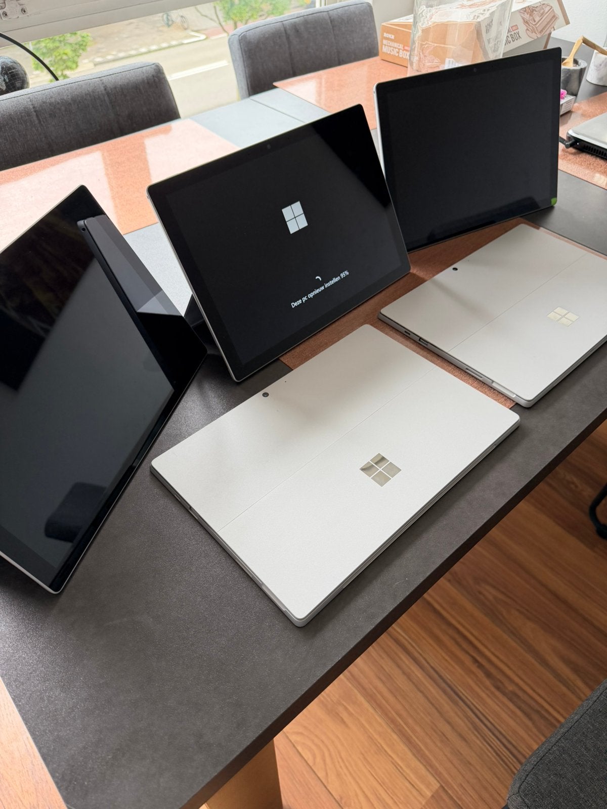 Microsoft Surface Pro 7+ i7 processor en Pro 8 i7 processor, Computers en Software, Windows Laptops, Ophalen, 2 tot 3 Ghz, 13 inch