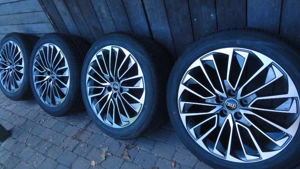 Audi A6,C8 alu velgen origineel met zomerbanden 19 inch, Banden en Velgen, Personenwagen, Zomerbanden, Ophalen
