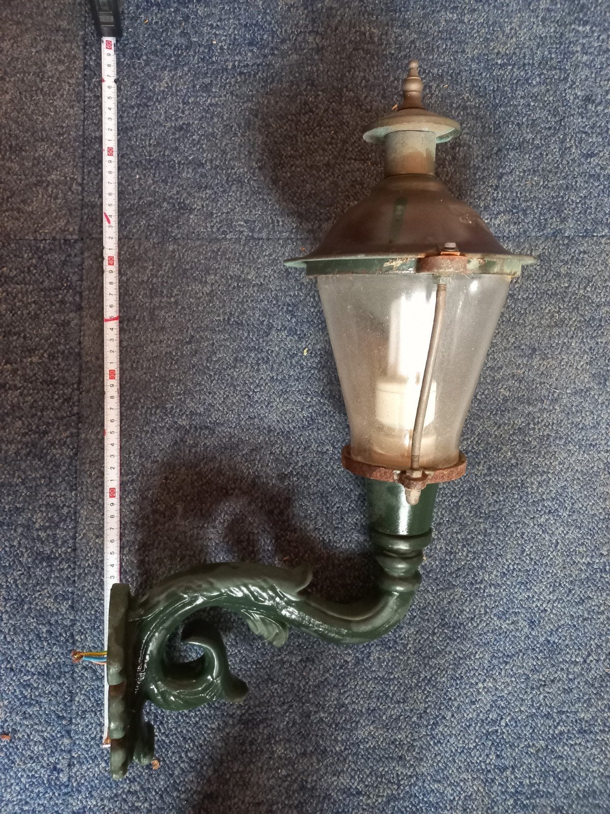 Klassieke lantaarn buitenlamp, Tuin en Terras, Gebruikt, Staande lamp, Ophalen of Verzenden, Netvoeding