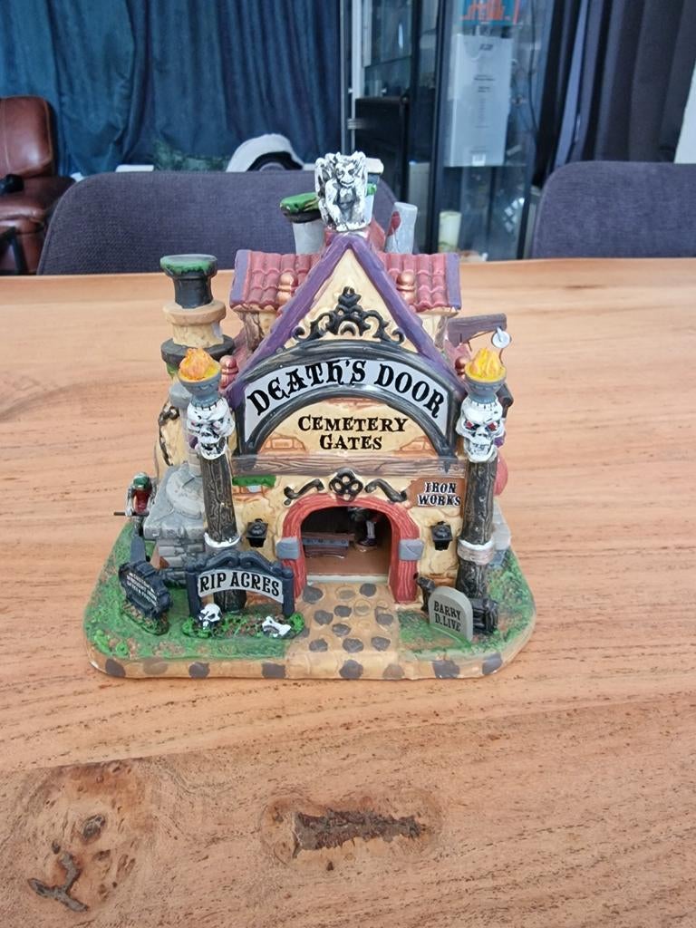 Death's Door Cemetery Gates lemax Spooky town, Verzamelen, Ophalen, Zo goed als nieuw