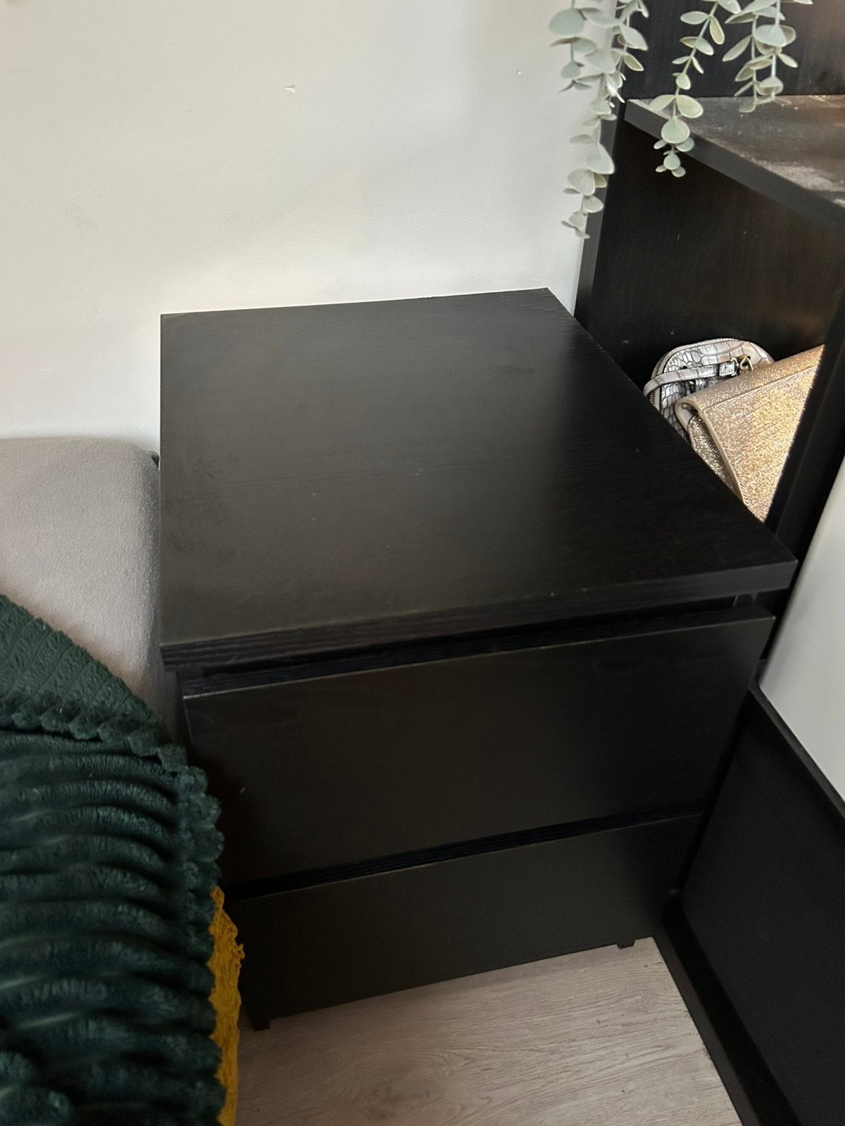 Nachtkastje, Huis en Inrichting, Slaapkamer | Nachtkastjes, Ophalen, Minder dan 45 cm, 55 tot 70 cm, Zo goed als nieuw