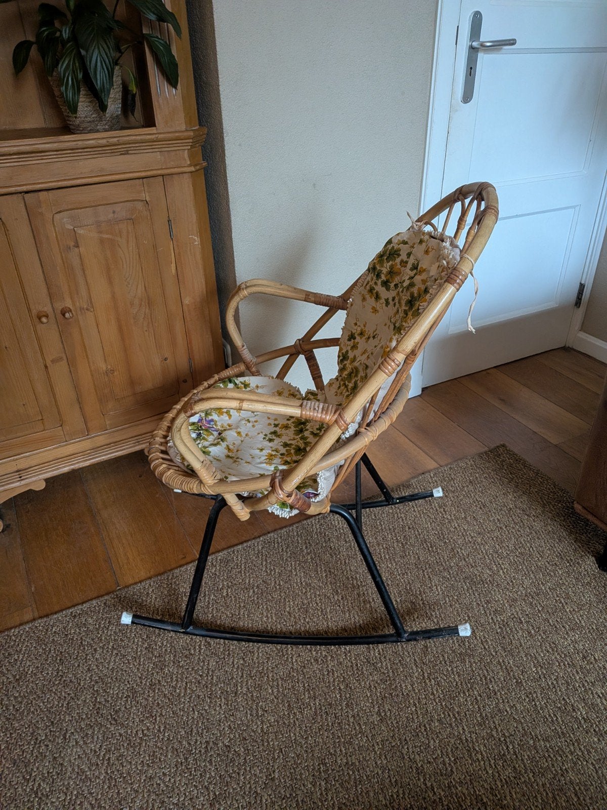 Vintage Rotan Schommelstoel – Rohé Noordwolde (Jaren60)
Prac, Ophalen