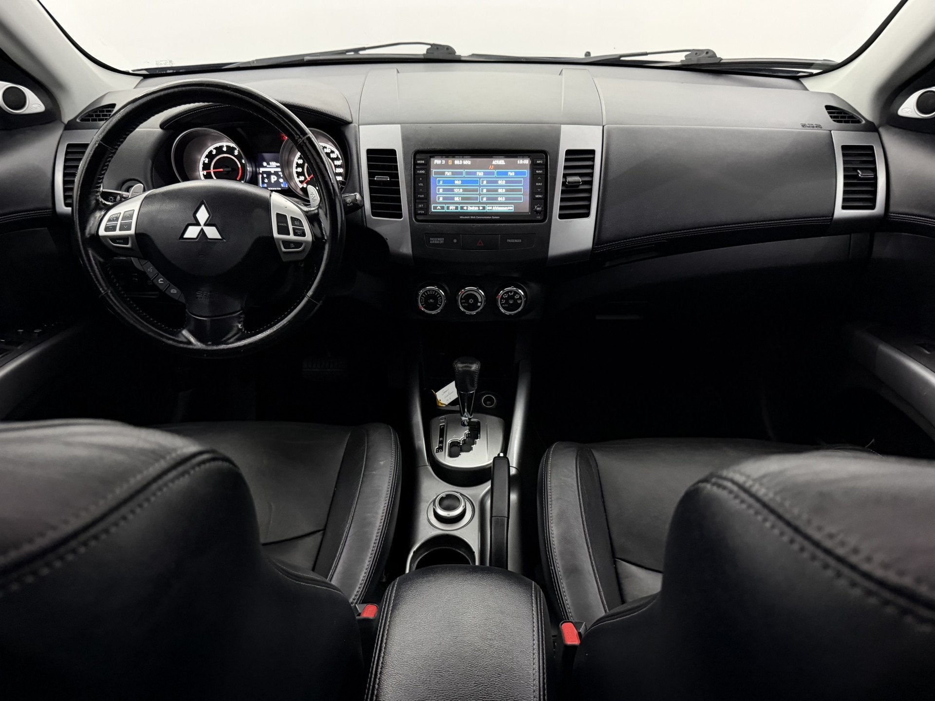 Mitsubishi Outlander 2.4 Instyle 7P Schuifdak, Leder, Navi,, Automaat, 4 cilinders, Blauw, 7 stoelen