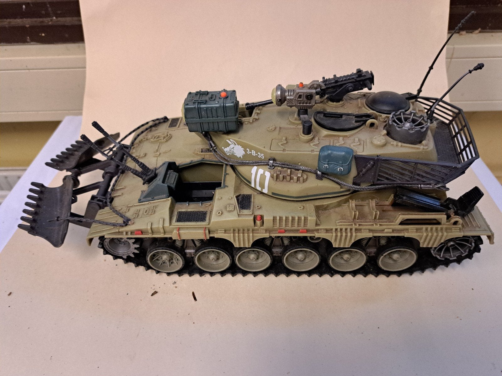 Gedetailleerd Schaalmodel Legervoertuig Tank, Overige merken, Gebruikt, Tank, 1:32 tot 1:50