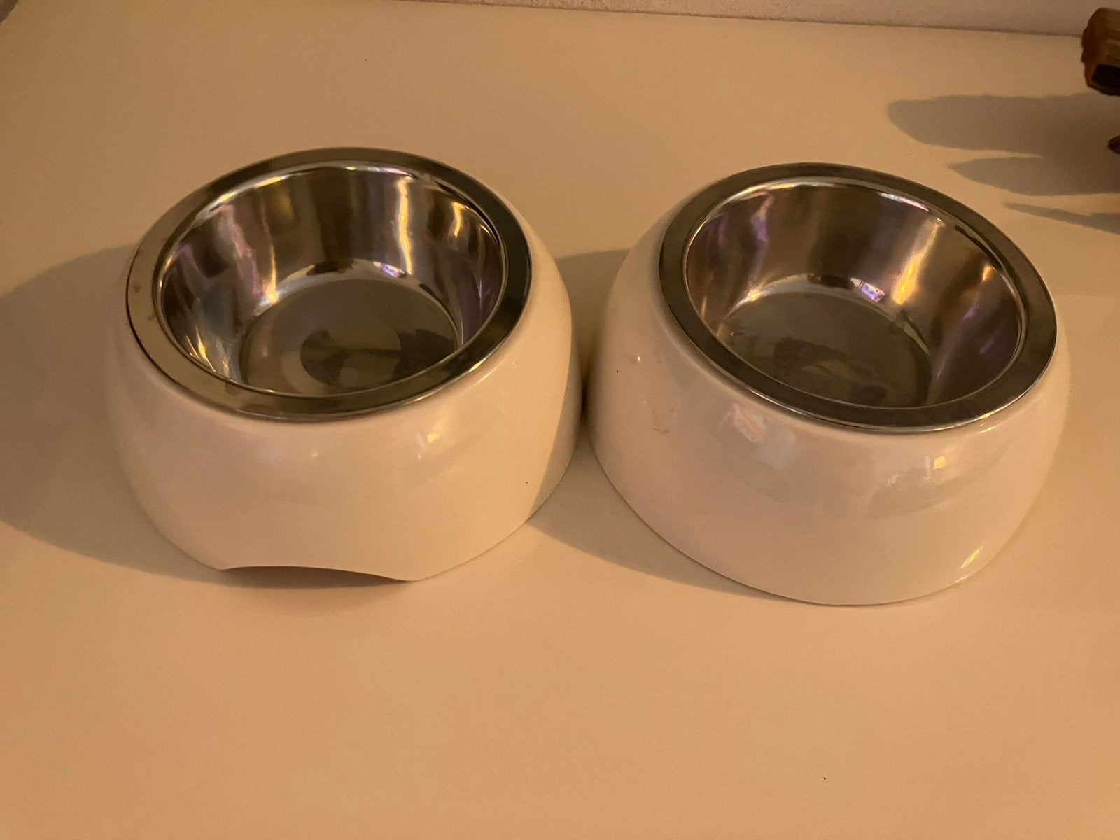 2 Melamine rvs honden katten voerbak drinkbak creme, Ophalen of Verzenden, Zo goed als nieuw