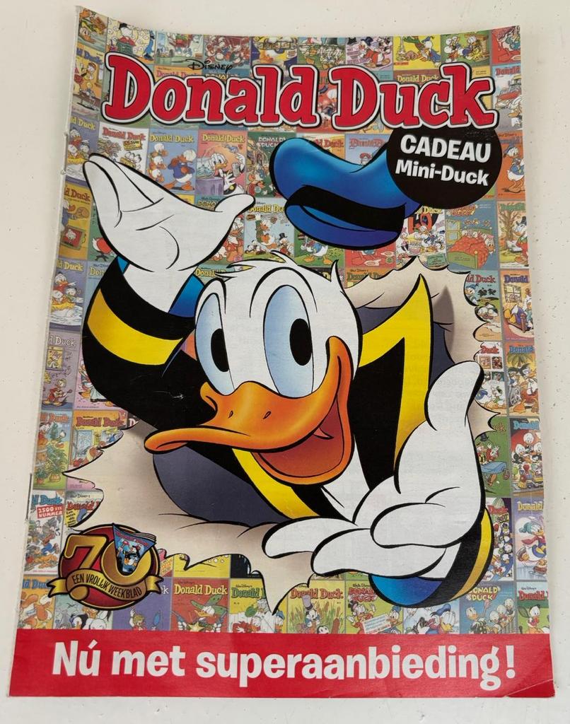 Donald Duck Cadeau Mini-Duck - 70 Jaar Jubileum, Europa, Ophalen of Verzenden, Gelezen, Eén comic