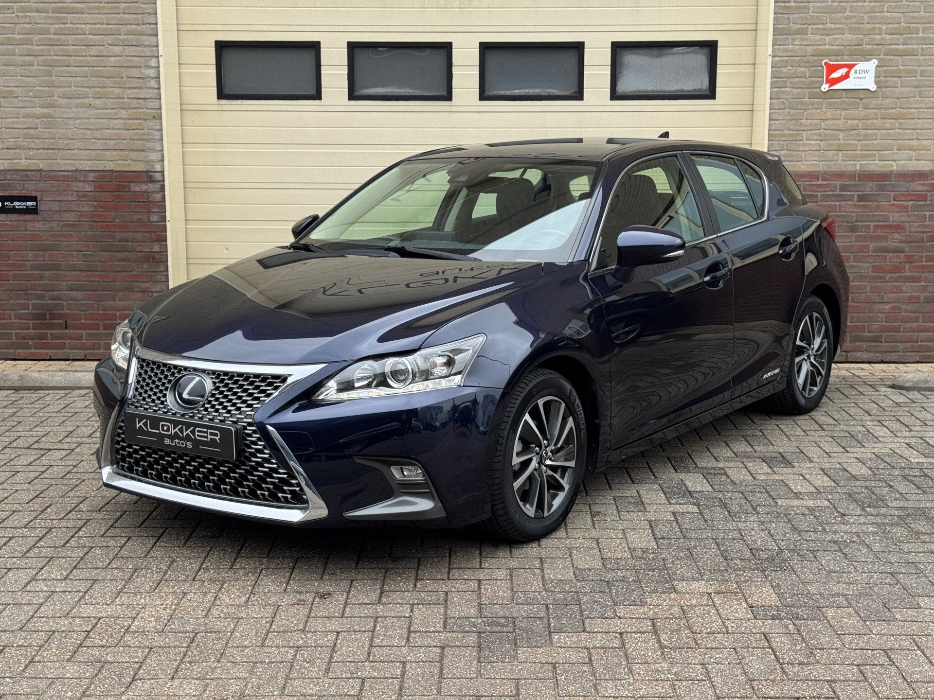 Lexus CT 200h Business Line Dealer onderh. | 2E Eig | Line a, Auto's, Lexus, Automatische klimaatregeling, Stof, Gebruikt, 4 cilinders