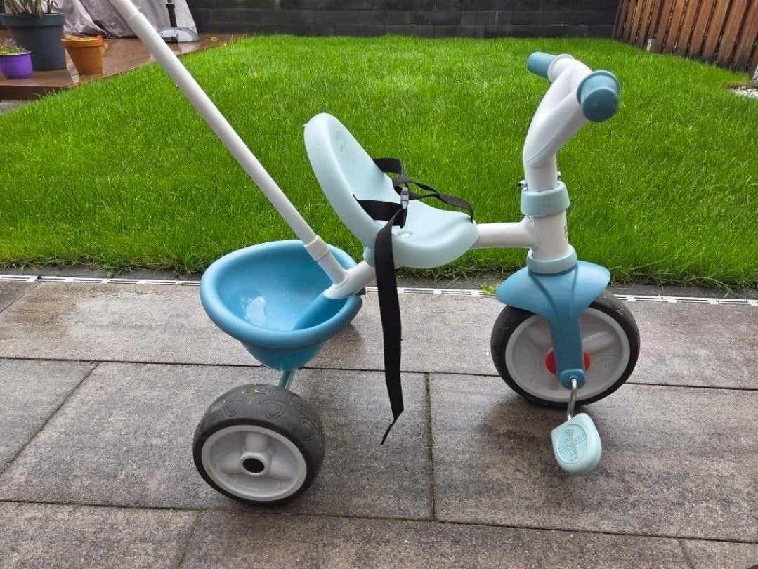Smoby driewieler met duwstang, Fietsen en Brommers, Fietsen | Driewielers, Ophalen, Gebruikt, Duwstang