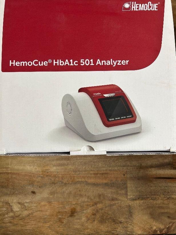 ☎️ HemoCue HbA1c 501 Analyzer ☎️, Ophalen of Verzenden, Zo goed als nieuw