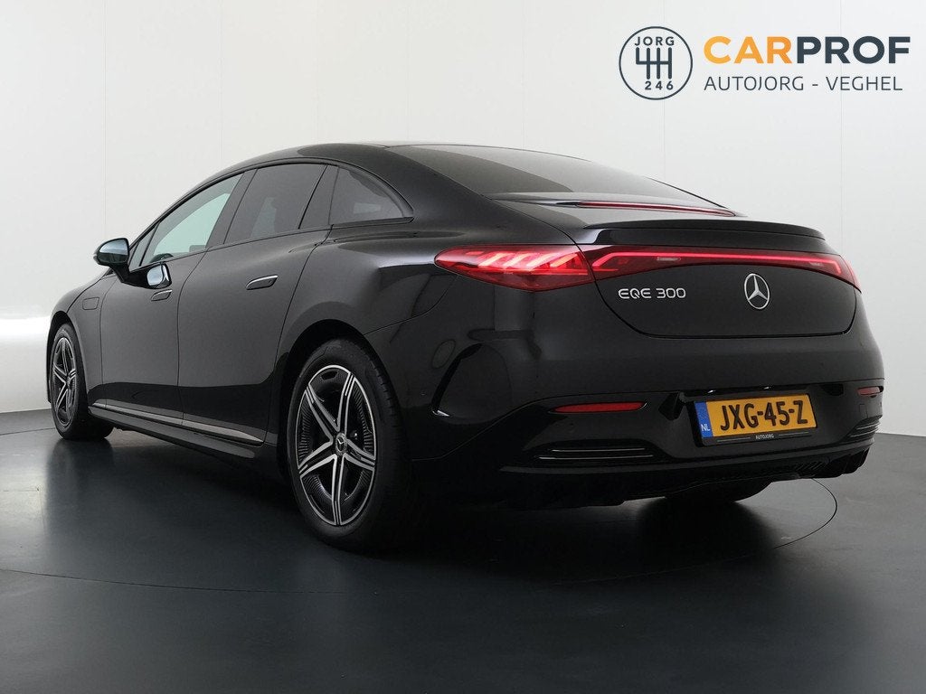 Mercedes-Benz EQE 300 Business Line AMG 89 kWh Sfeerverlicht, Auto's, Automaat, Achterwielaandrijving, Gebruikt, 89 kWh
