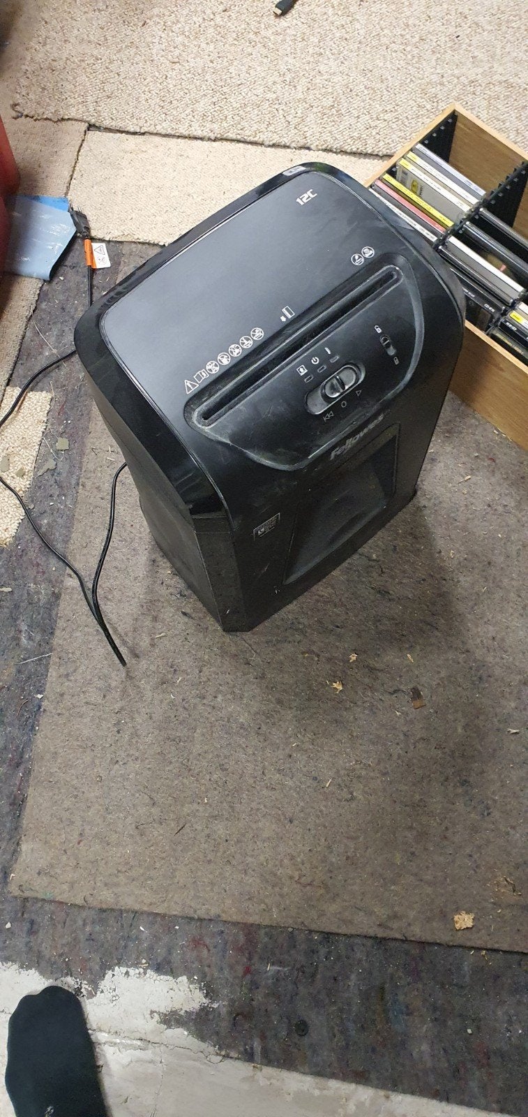Fellowes 12C papiervernietiger, Ophalen of Verzenden, Gebruikt