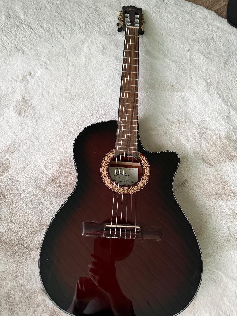 Ibanez Elektrisch/Akoestisch Gitaar  in prijs verlaagt, Ophalen, Zo goed als nieuw, Klassieke of Spaanse gitaar, Met (piezo-)element