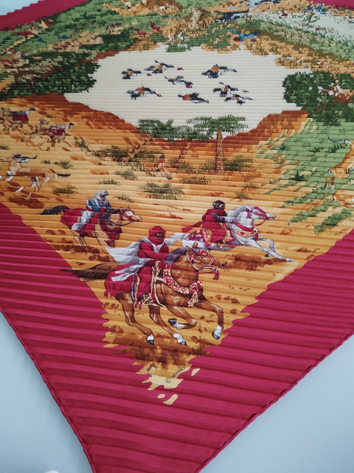 Hermès Vintage Plissé Sjaal ., Hermès, Ophalen of Verzenden, Gedragen