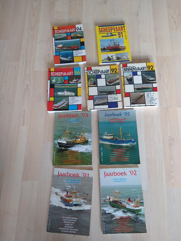 9 jaarboeken scheepvaart - binnenvaart - visserij, Ophalen of Verzenden