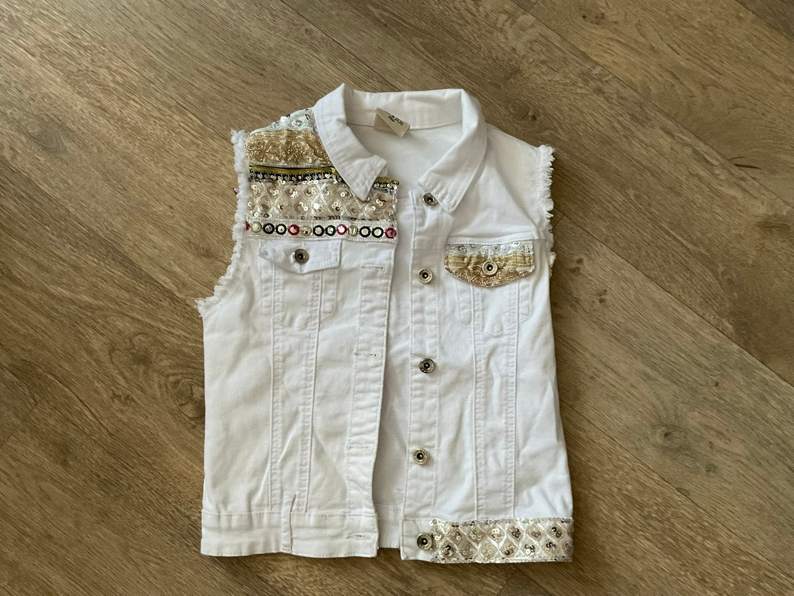 Gilet maat S zgan €2;50, Kleding | Dames, Bodywarmers, Ophalen of Verzenden, Zo goed als nieuw, Maat 36 (S), Wit
