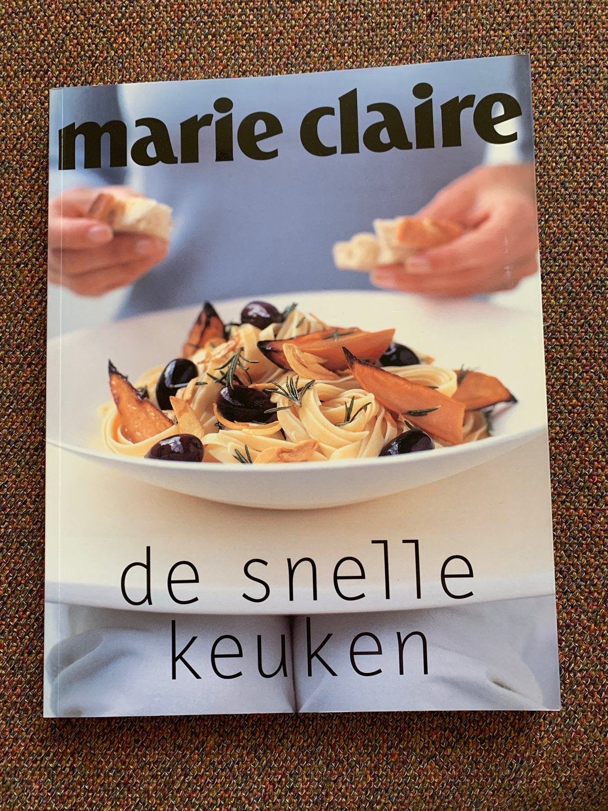 Donna Hay - De snelle keuken, Ophalen of Verzenden, Zo goed als nieuw, Donna Hay