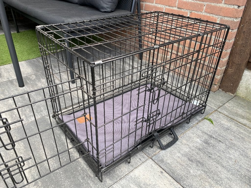 Dog metal cage. Hondenbench 75,5 x 46.5 x 53 (LxWxH), Ophalen, Gebruikt