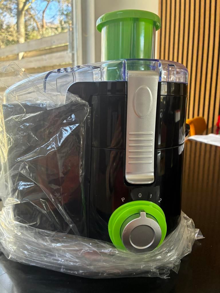 Nieuw sapcentrifuge, Ophalen of Verzenden, Zo goed als nieuw, Elektrisch, Sapcentrifuge