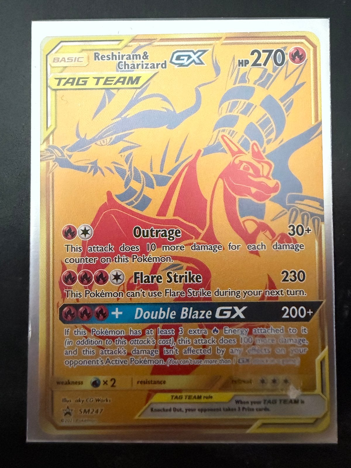 Reshiram & Charizard GX SM247 Tag Team Pokémon Kaart NM, Ophalen of Verzenden, Zo goed als nieuw, Losse kaart, Foil