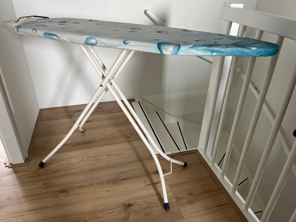 Strijkplank met waterdruppelhoes, Witgoed en Apparatuur, Strijkijzers en Strijkplanken, Ophalen, Gebruikt