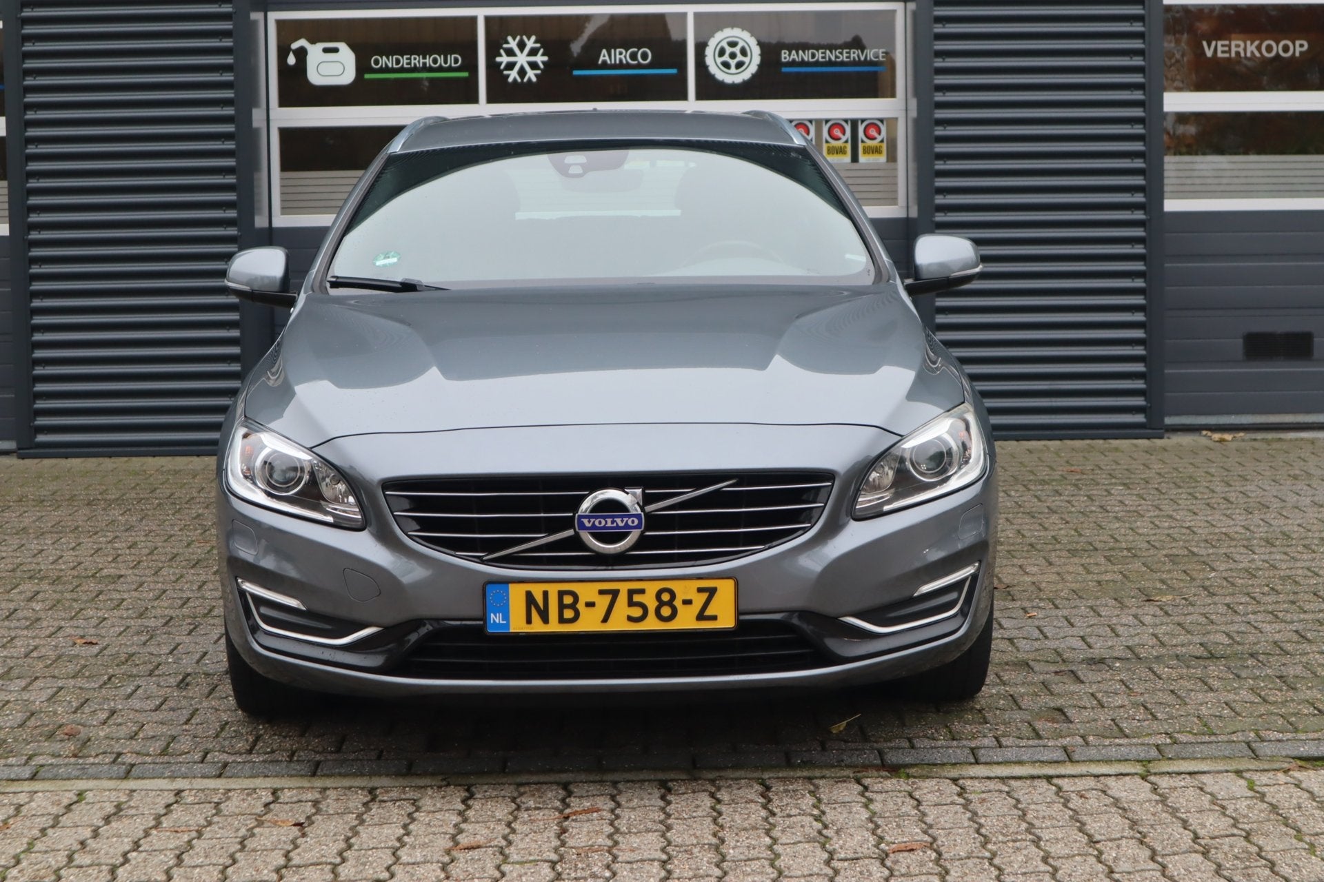 Volvo V60 2.4 D5 Twin Engine Special Edition, Auto's, Automaat, Euro 6, 163 pk, Vierwielaandrijving