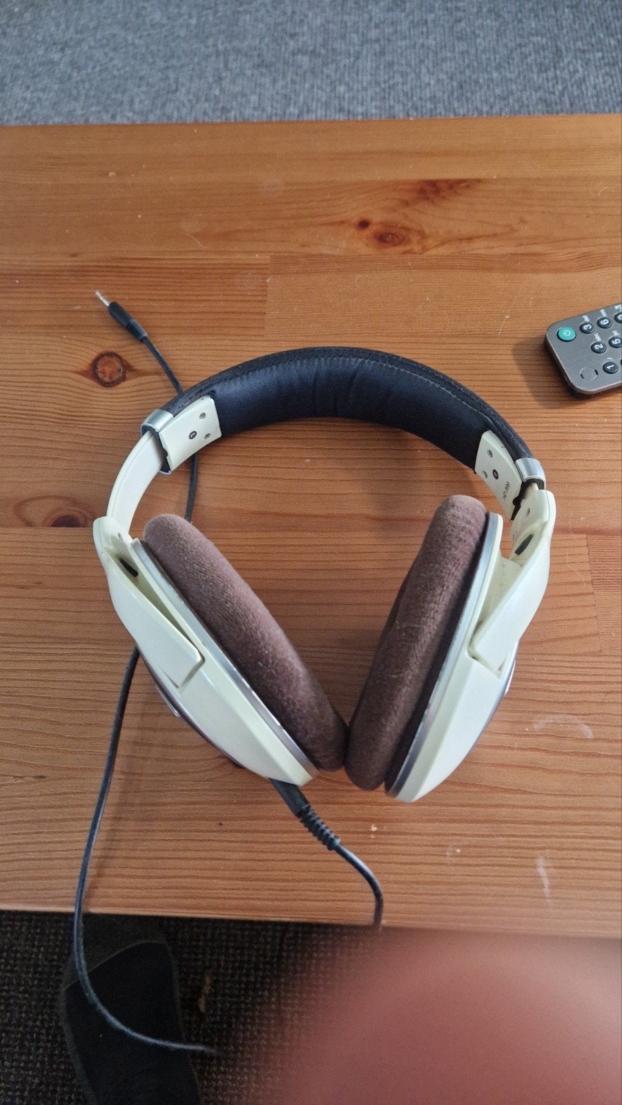 Sennheiser Over-ear Koptelefoon - Vintage Geluidskwaliteit, Gebruikt, Verzenden, Sennheiser, Wit