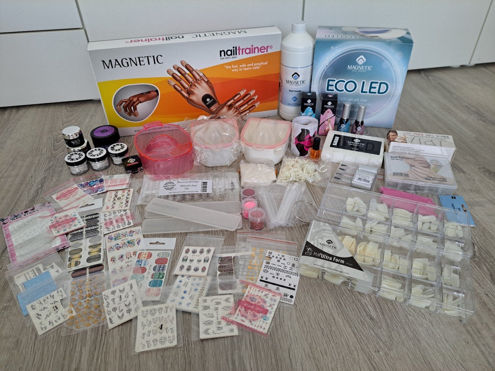 leuk pakket voor de beginnende nagelstylist, Ophalen of Verzenden, Zo goed als nieuw, Overige kleuren, Handen en Nagels