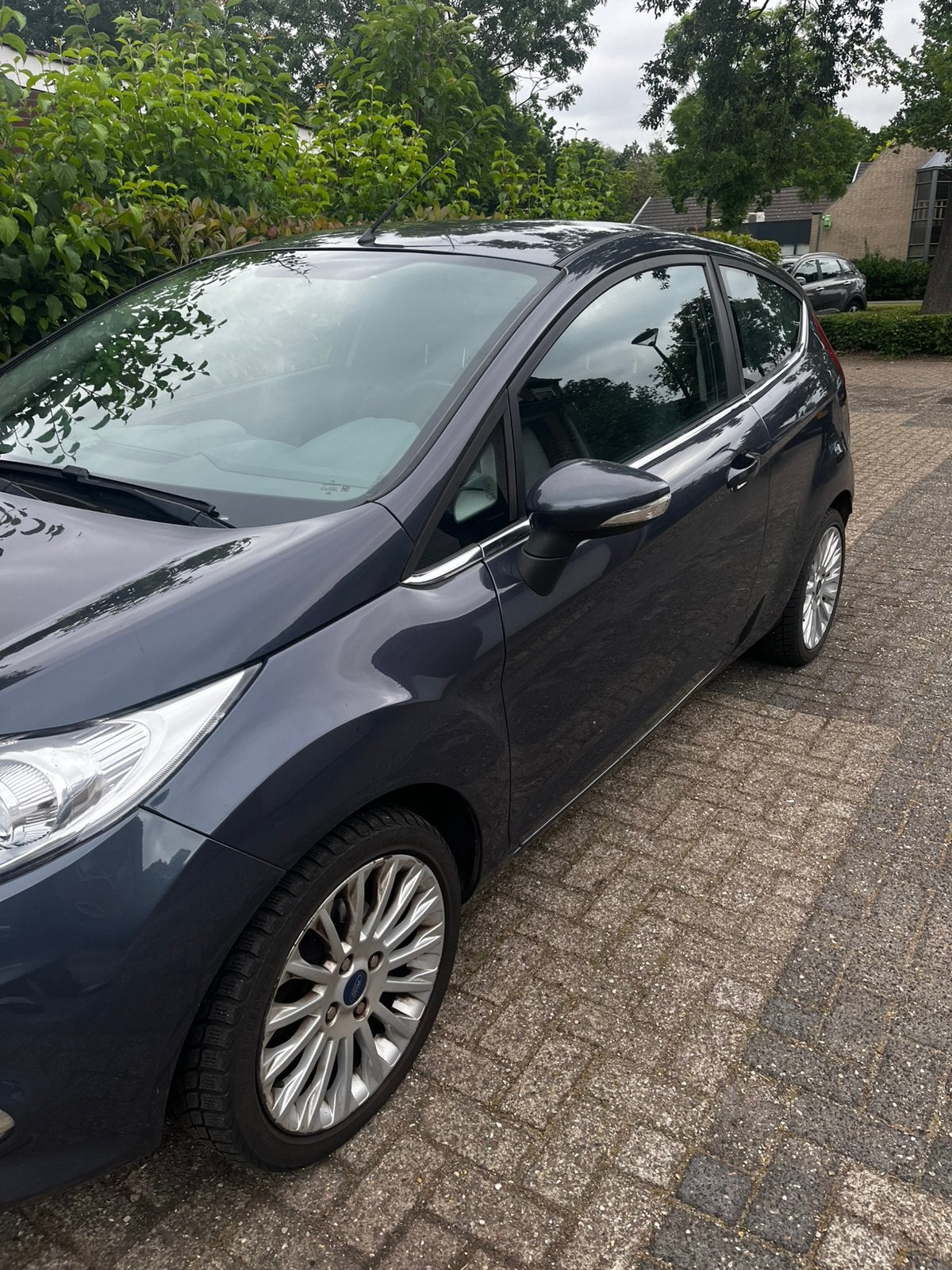 Ford Fiësta 1.25 60KW 3DR 2011 Grijs, Auto's, Ford, Particulier, Fiësta, ABS, Airbags, Airconditioning, Boordcomputer, Centrale vergrendeling