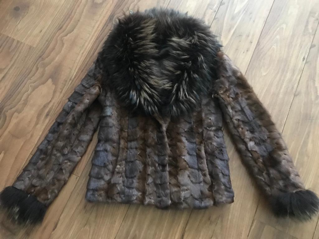 Bruin nerts jas bontjas met vossenkraag furjack winterjas 38, Kleding | Dames, Ophalen of Verzenden, Nieuw, Maat 38/40 (M), Bruin
