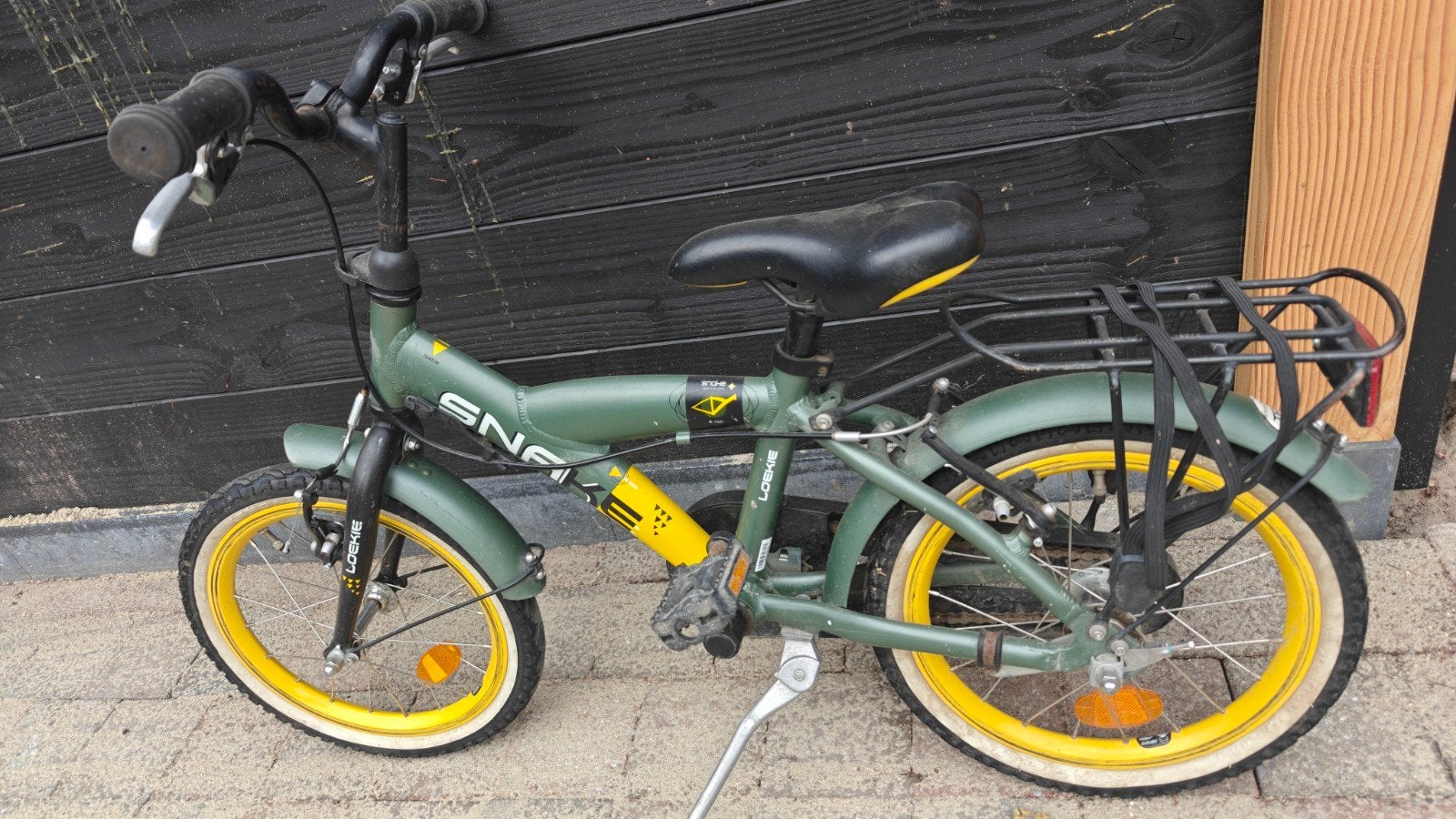 Stoere groene kinderfiets 16 inch met bagagedrager, Ophalen, SNA, Velgrem, 16 tot 20 inch