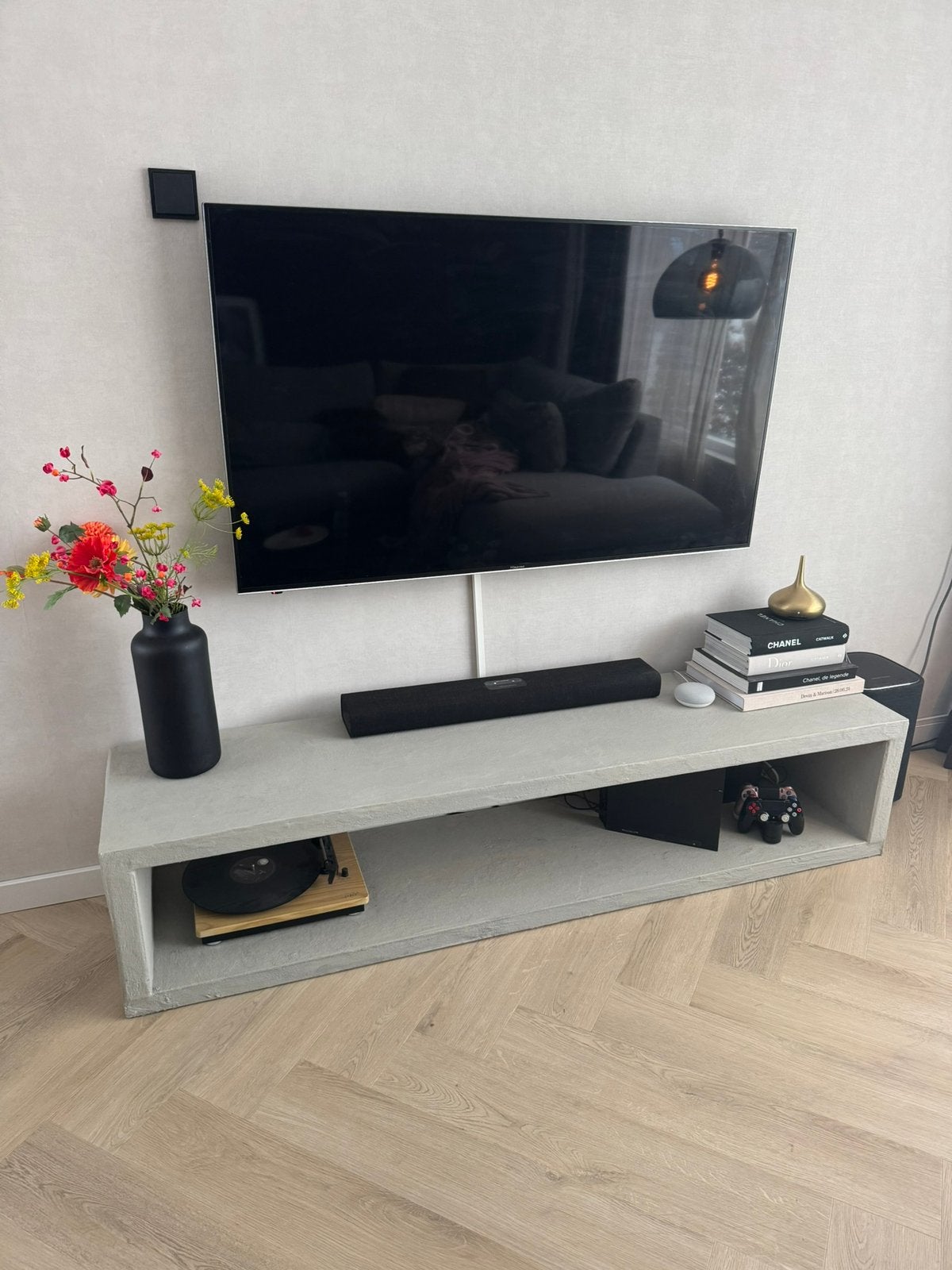 Tv meubel beton look / bankje / schoenenkast, Gebruikt, 150 tot 200 cm, Ophalen of Verzenden, Minder dan 100 cm