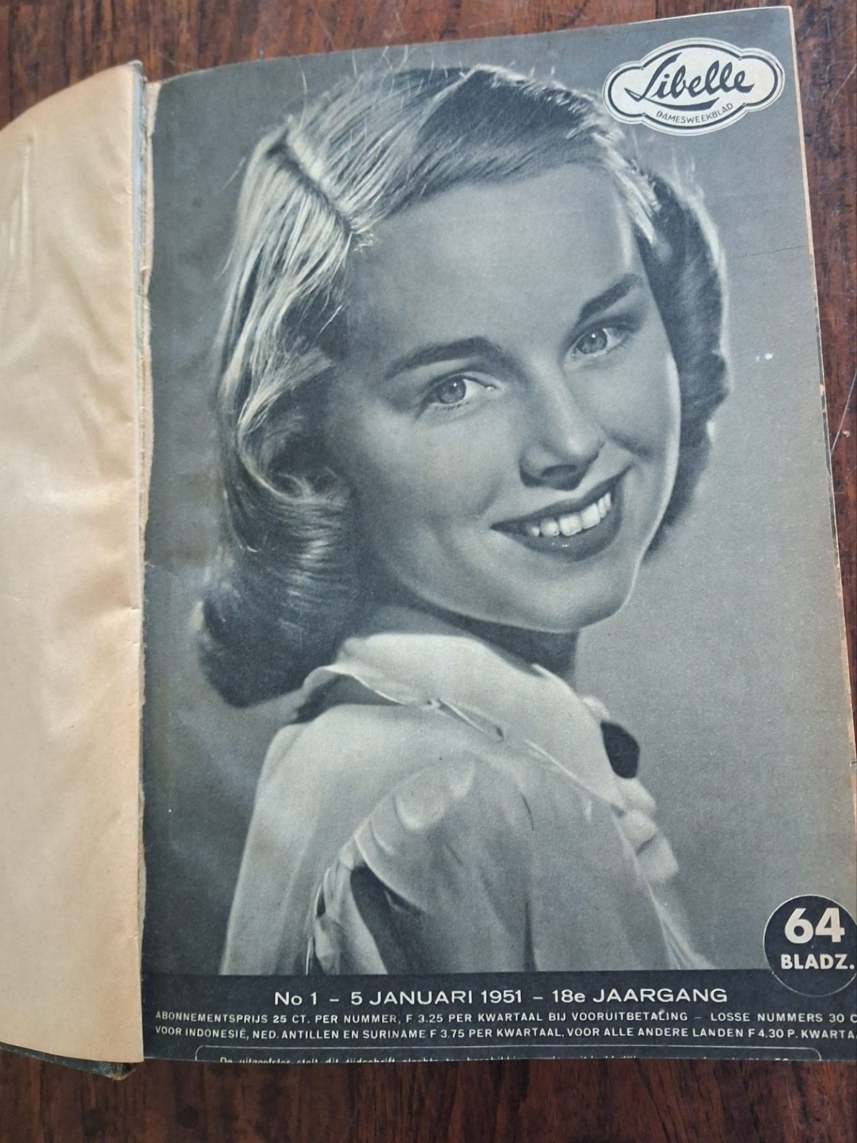 Ingebonden tijdschrift libelle eerste halfjaar( 1951 ), Ophalen of Verzenden, 1940 tot 1960, Tijdschrift