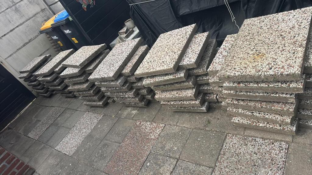 GRATIS TEGELS, Ophalen, Zo goed als nieuw, Overige materialen