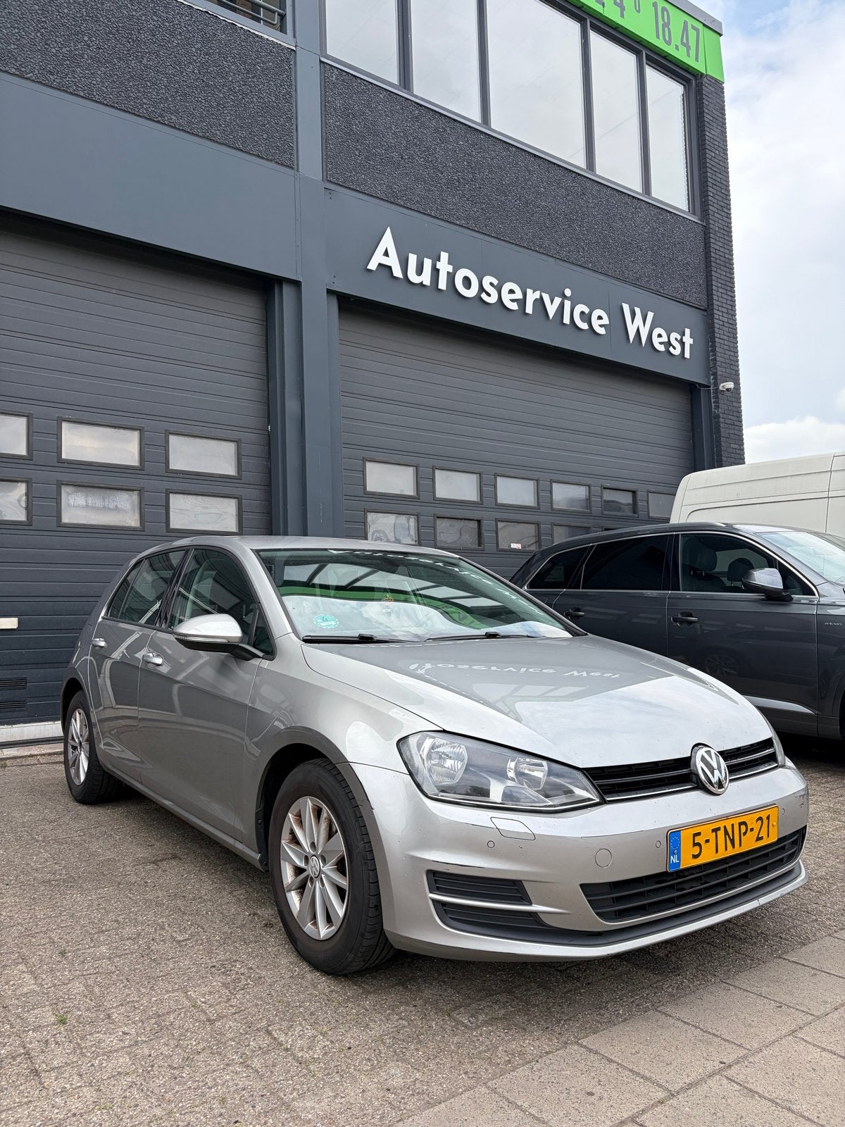 Volkswagen Golf 1.2 TSI 63KW 5D 2012 Grijs, nieuwe APK!, Voorwielaandrijving, Stof, 4 cilinders, 610 kg