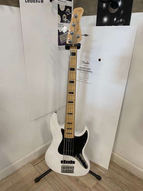 Sire Marcus Miller V7 bas 5 snarig, Ophalen of Verzenden, Gebruikt, Elektrisch, 5-snarig